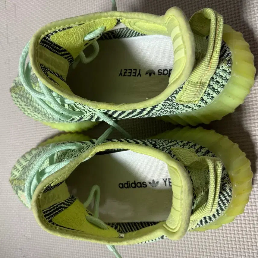 [BUNJANG] Adidas Yeezy Boost 350 V2 Isreal / 아디다스 이지부스트350 V2 이즈릴