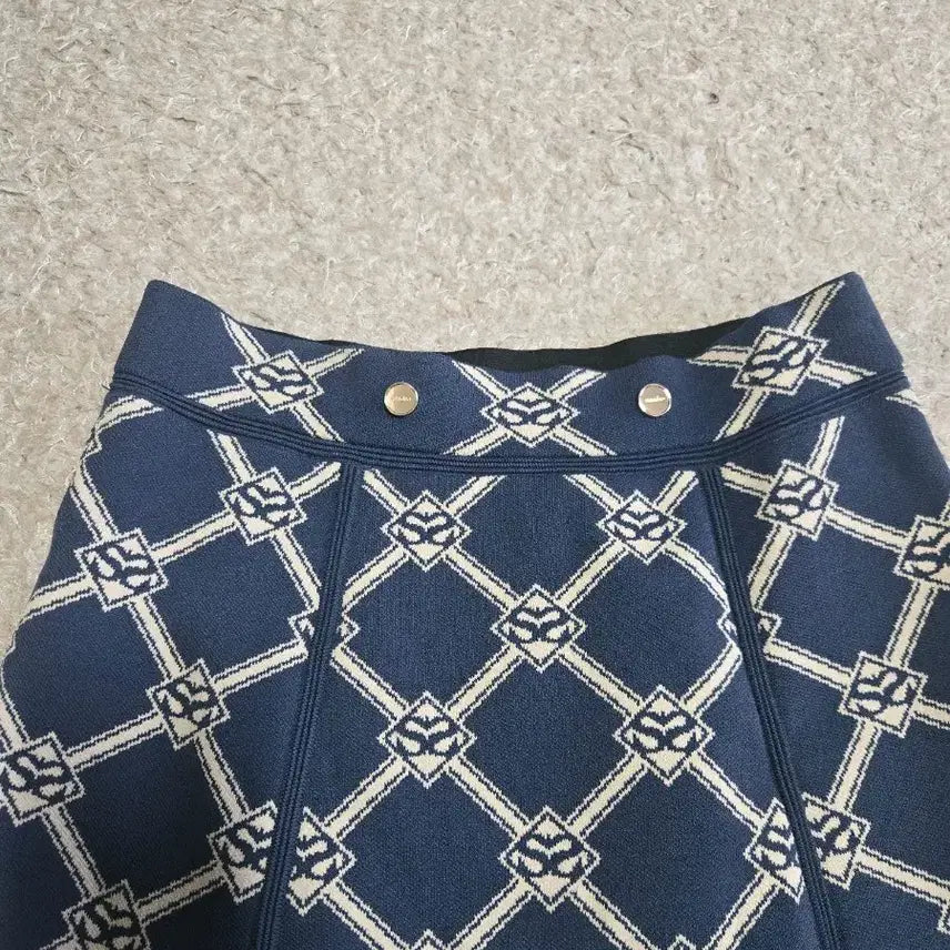 [BUNJANG] Sandro Patterned Navy Skirt / 여성1사이즈(26) 산드로 스판치마