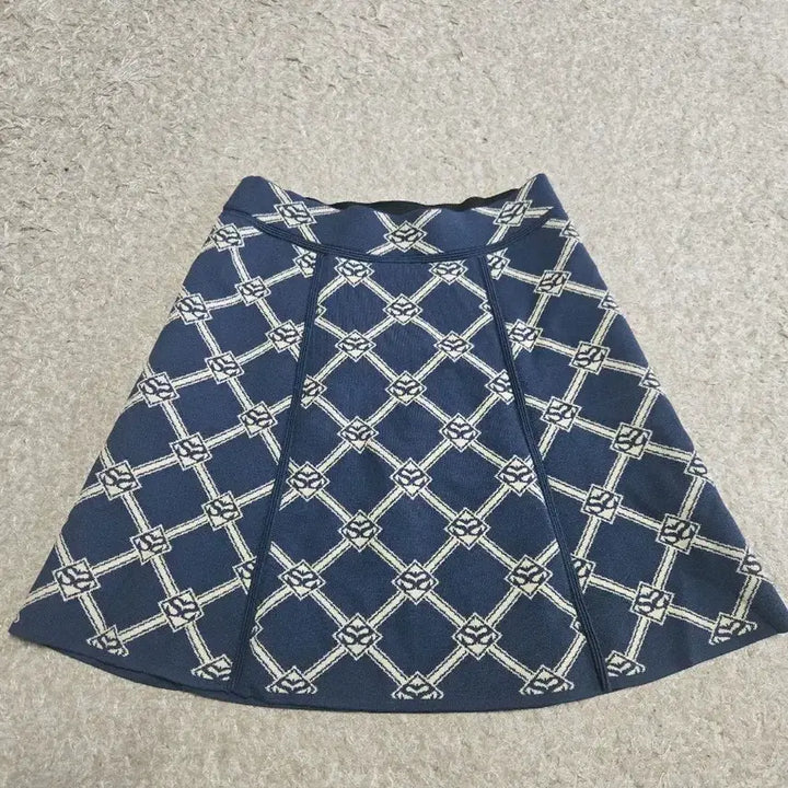 [BUNJANG] Sandro Patterned Navy Skirt / 여성1사이즈(26) 산드로 스판치마