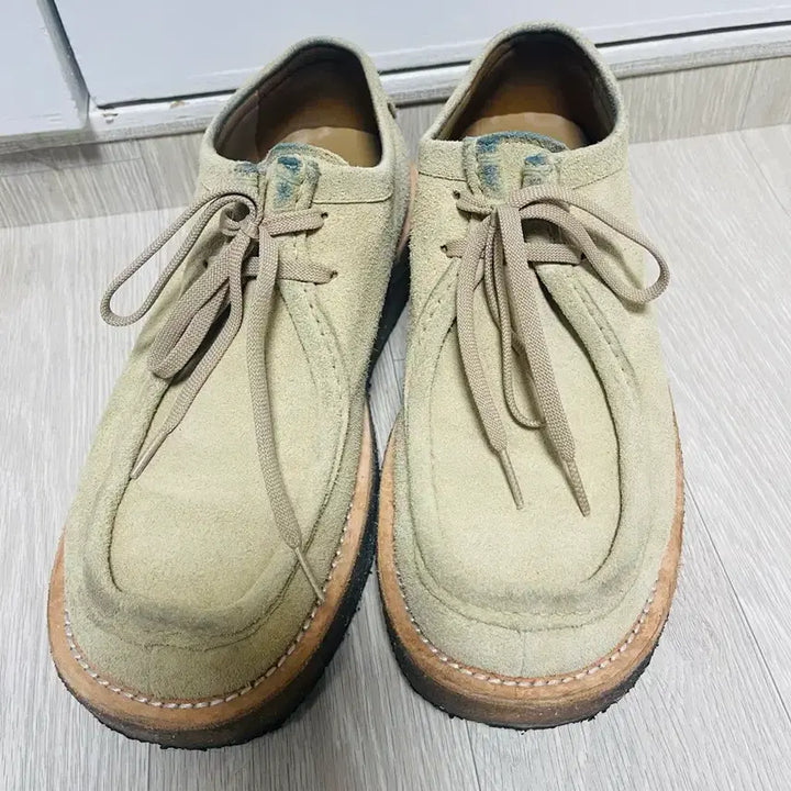 [BUNJANG] Lost Garden Dive Beige Sneakers / 로스트가든 다이브 베이지 270사이즈