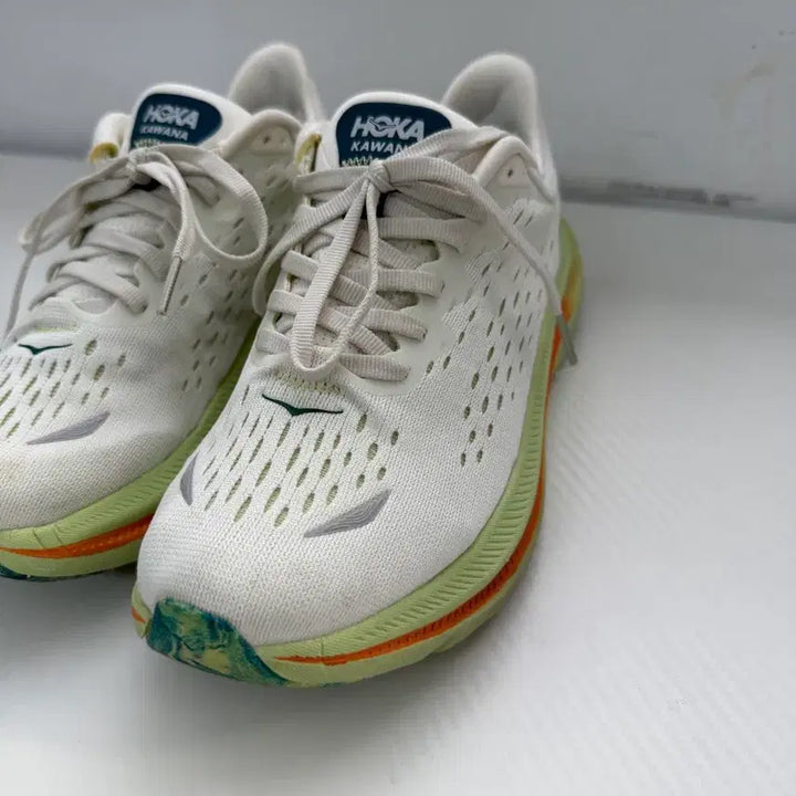 [BUNJANG] Hoka Kawana White Sneakers 230 / 정품) 호카 카와나 화이트 운동화 230