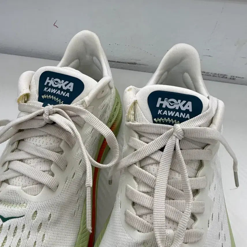 [BUNJANG] Hoka Kawana White Sneakers 230 / 정품) 호카 카와나 화이트 운동화 230