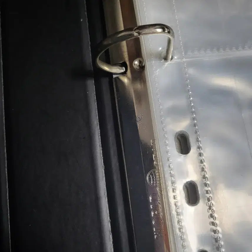 [BUNJANG] Apeach Moffun Binder / 어피 작가전 모펀 바인더 (증명사진 포함)