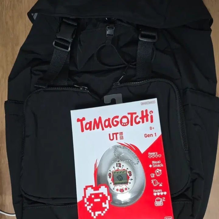 [BUNJANG] Uniqlo Tamagotchi Backpack Bundle Set / 유니클로 다마고치, 백팩 일괄 판매해요.