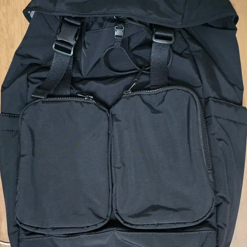 [BUNJANG] Uniqlo Tamagotchi Backpack Bundle Set / 유니클로 다마고치, 백팩 일괄 판매해요.