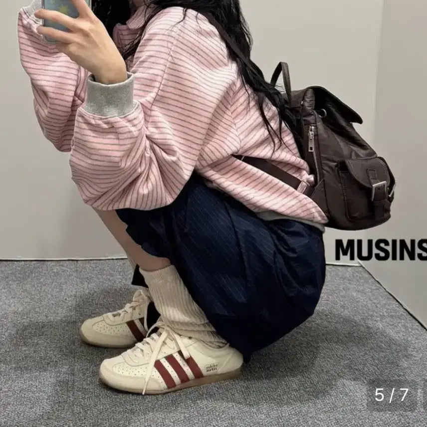 [BUNJANG] Adidas Japan Cream White Ruby Shoes (Chuu Worn) / (츄 착용)아디다스 재팬 크림화이트 루비 235