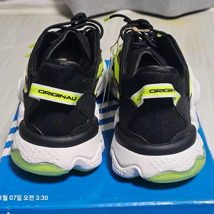 [BUNJANG] Adidas Ozweego Celox Sneakers / 아디다스 오즈위고 셀록스 260 사이즈 새제품