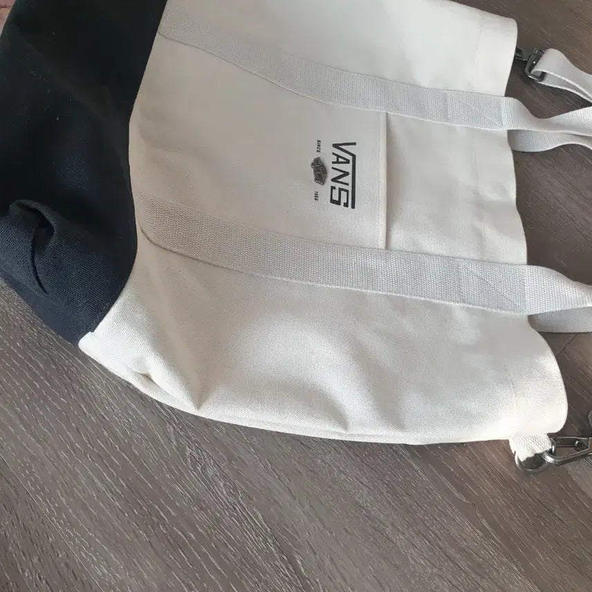 [BUNJANG] Vans Shoulder Bag / 반스 가방