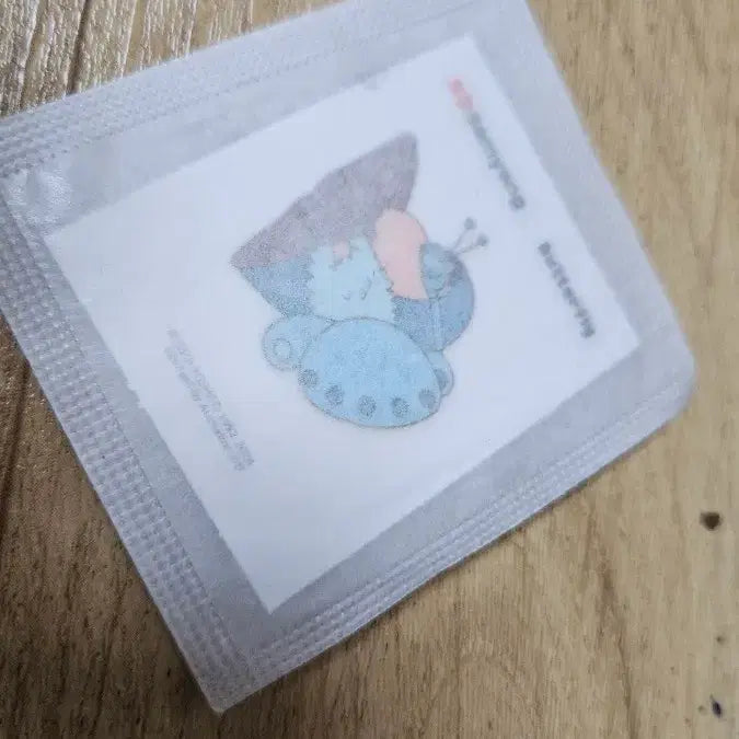 [BUNJANG] Samyang Jjangu Ttibuseal Butterly Sticker / 삼양 짱구 띠부실 버터플라이 판매합니다