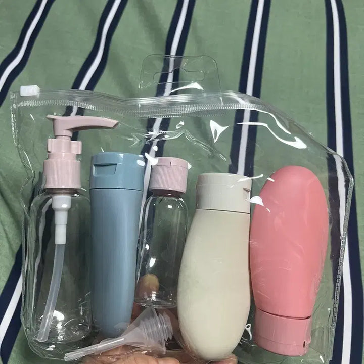 [BUNJANG] Travel-sized Cosmetic Container Set / 여행용 화장품 용기 세트 휴대용 공병