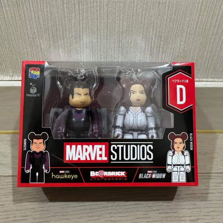 [BUNJANG] Marvel Studios Bearbrick Hawkeye &amp; Black Widow Figure / (미개봉) 마블 스튜디오 베어브릭 해피쿠지 D상 피규어