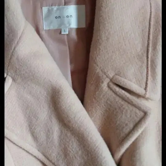 [SOLD OUT] 연핑크색 온앤온모직 코트