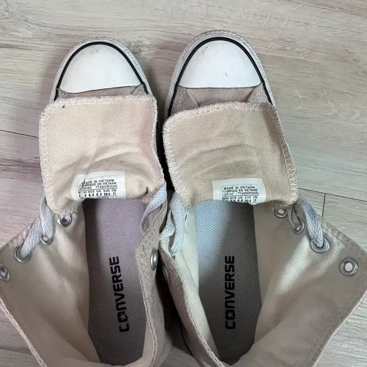 [BUNJANG] Converse 130115c Beige Sneakers (Size 250) / 컨버스 하이 / 130115c / 250