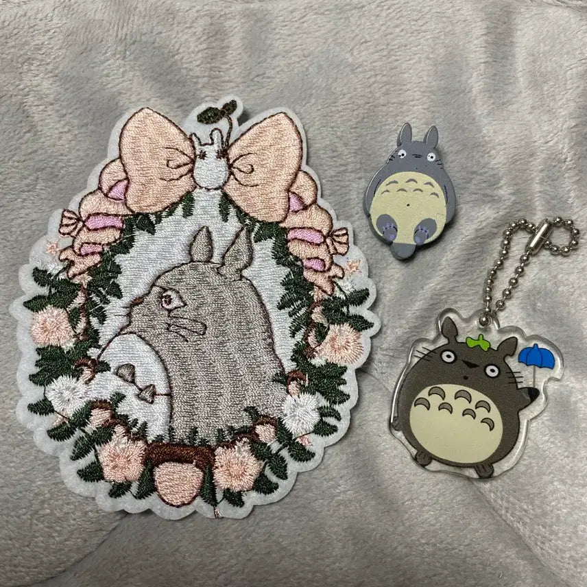 [BUNJANG] Totoro Keyring/Brooch/Patch Set / 토토로 키링/브로치/패치 세트