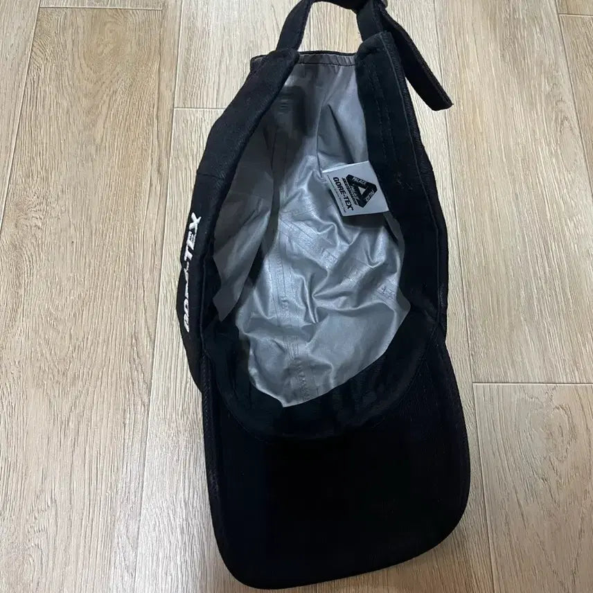 [BUNJANG] Palace Gore-Tex 6 Panel Ball Cap / 팔라스 고어텍스 6패널 볼캡