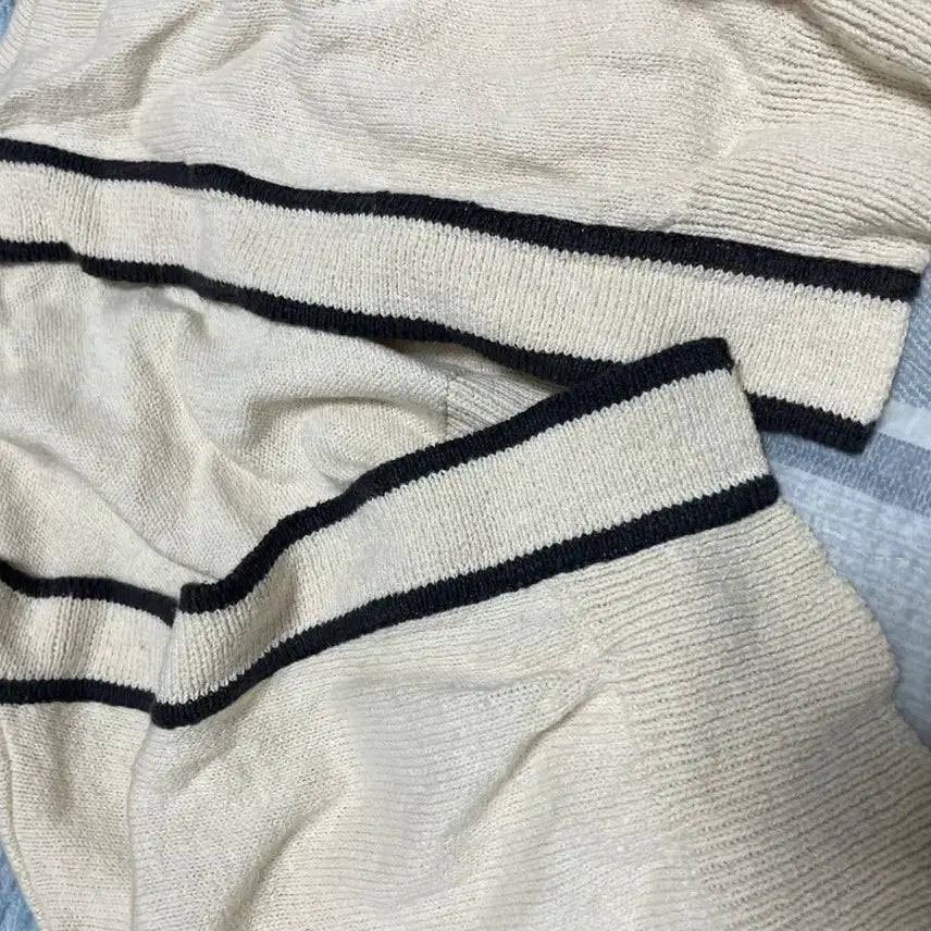 [BUNJANG] BREATHE Ivory Cardigan / BREATHE 아이보리색 가디건