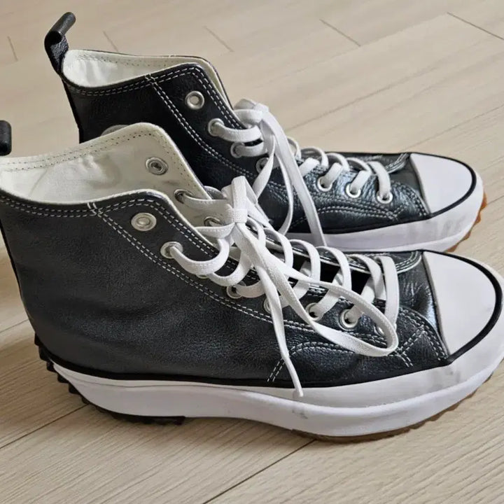 [BUNJANG] Converse Run Star Hike Hi Metallic Black Sneakers / [270] 컨버스 런스타 하이크 하이 메탈릭 클래식 블랙