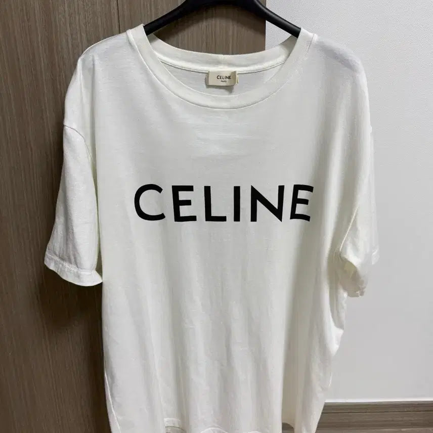 [BUNJANG] Celine Loose Fit Logo T-shirt / 셀린느 루즈핏 로고 반팔