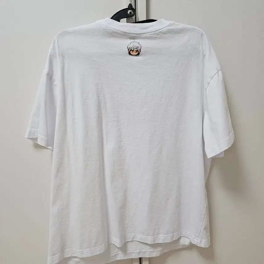 [BUNJANG] PLAVE Eunho Pixel World T-shirt / 플레이브 은호 픽셀월드 티셔츠