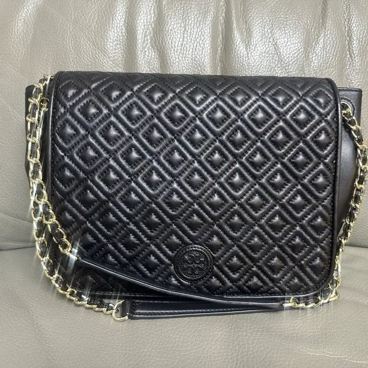 [BUNJANG] Tory Burch Marion Quilted Leather Shoulder Bag / 토리버치 블랙 퀄팅 레더 마리온 금장 체인 숄더백