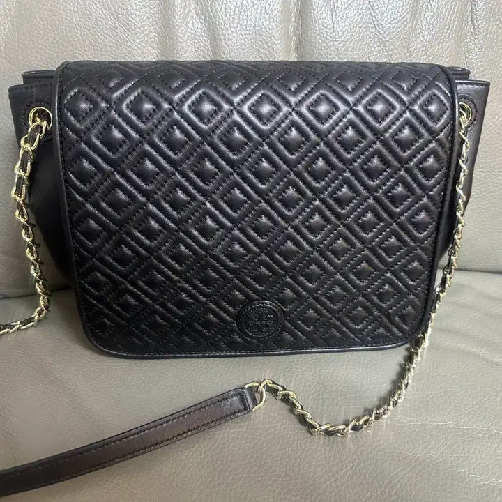 [BUNJANG] Tory Burch Marion Quilted Leather Shoulder Bag / 토리버치 블랙 퀄팅 레더 마리온 금장 체인 숄더백