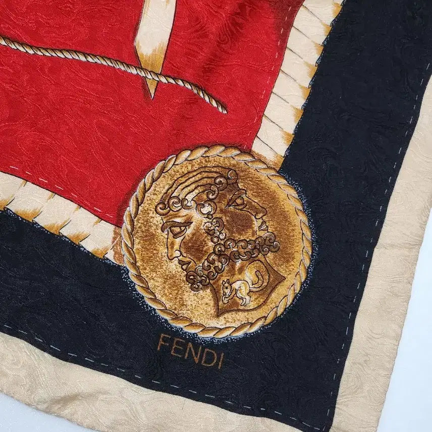 [BUNJANG] Fendi Silk Scarf / 펜디 실크  스카프