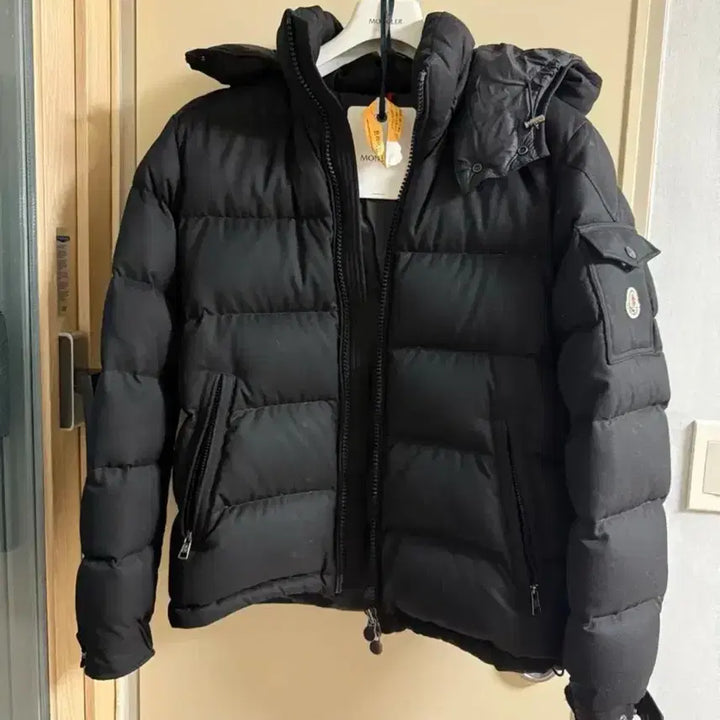 [BUNJANG] Moncler Mongevre Padded Jacket / 몽클레어 몽제네브르 패딩
