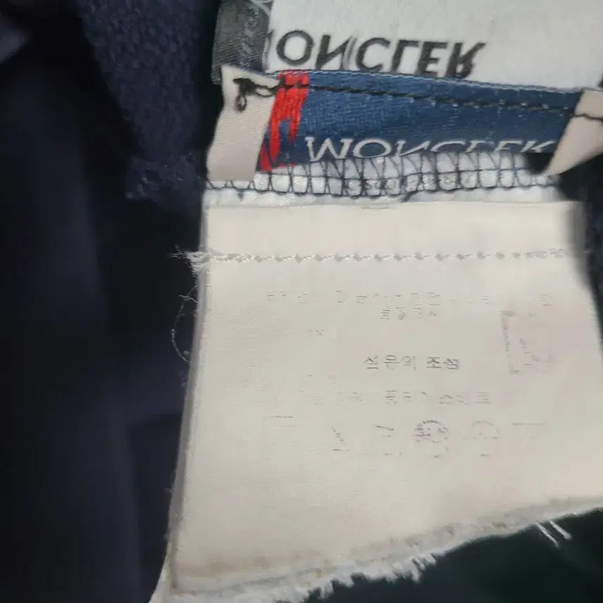 [BUNJANG] Moncler Big Patch Sweatshirt / (XL,한글택) 몽클레어 빅와펜 맨투맨