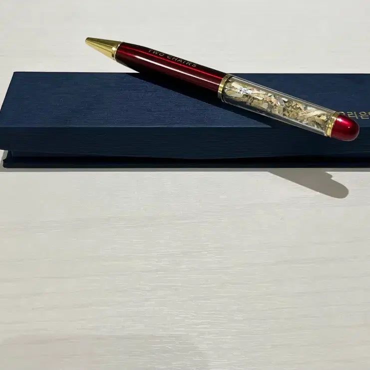 [BUNJANG] Two Chairs Ballpoint Pen / [정품] 우리은행 Two Chairs볼펜 팔아요