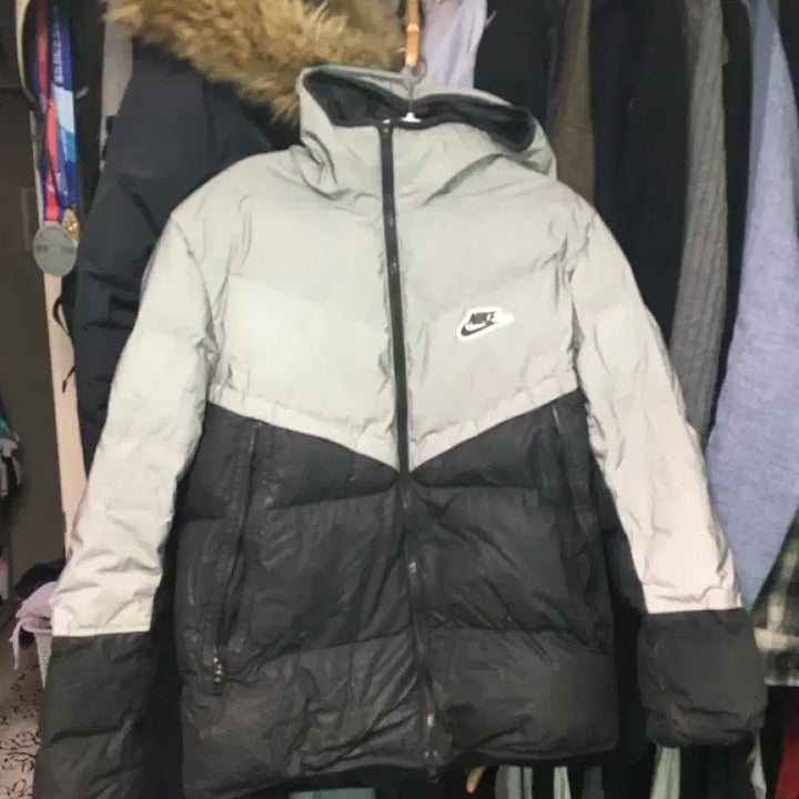 [BUNJANG] Nike Reflective Windrunner Padded Jacket (Gray/Black, L) / 나이키 리플렉티브 윈드러너 패딩 회색/검정 L
