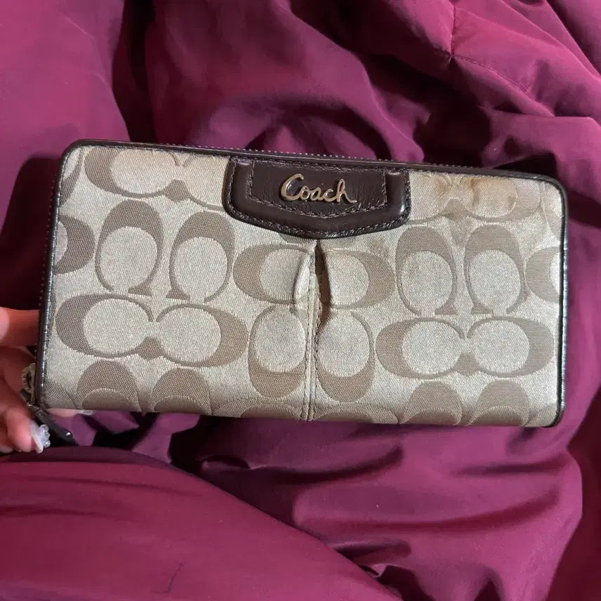 [BUNJANG] Coach Signature Long Wallet / 코치 시그니처 장지갑