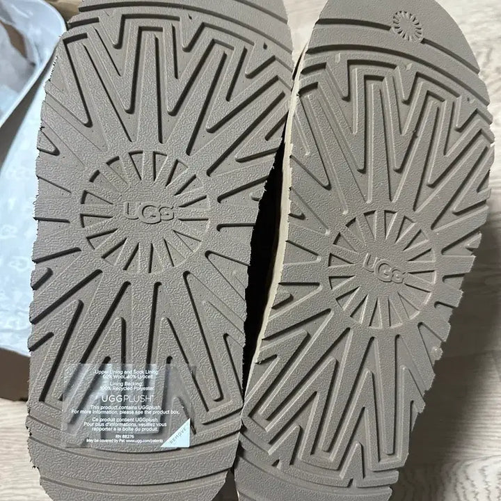 [BUNJANG] UGG Tazz Slipper Chestnut W8 (250) - New / (새상품) 어그 타즈 슬리퍼 체스트넛 W8 250