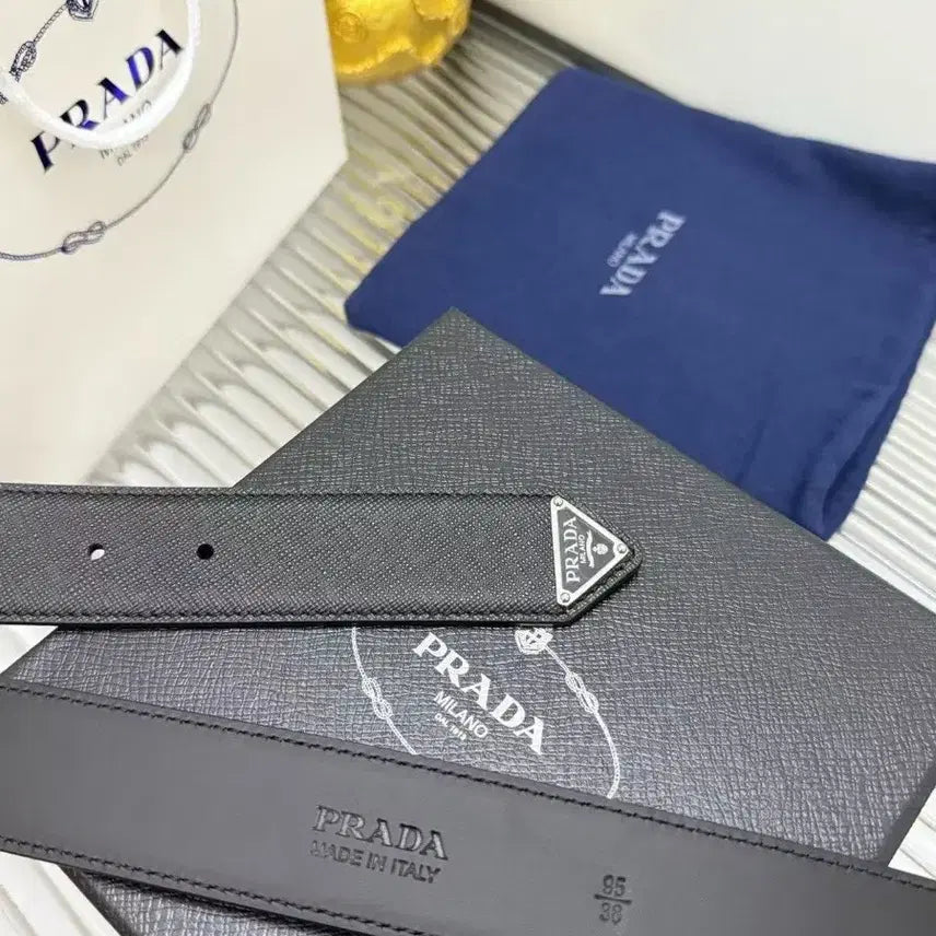 [SOLD OUT] 프라다 남성 벨트