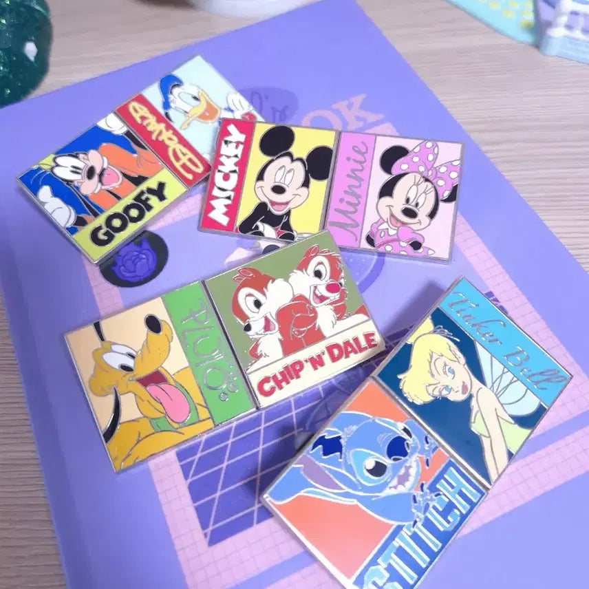 [BUNJANG] Disney Resort Square Shape Badge Set / 디즈니 리조트 정품 스퀘어 쉐입 뱃지 셋트