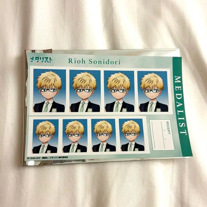 [BUNJANG] Ri.o.u Medalist Photocard / 메달리스트 리오우 증명사진 판매합니다!