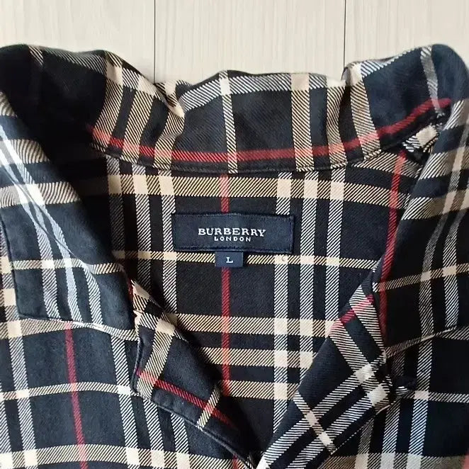 [SOLD OUT] 버버리 잠옷 상하의 빈티지