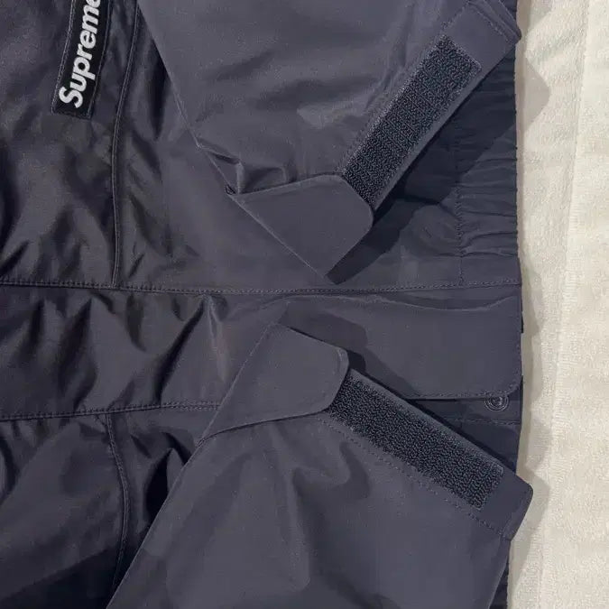 [BUNJANG] Supreme Gore-Tex Shell Jacket 24FW / 슈프림 고어텍스 쉘 자켓 블랙 24FW