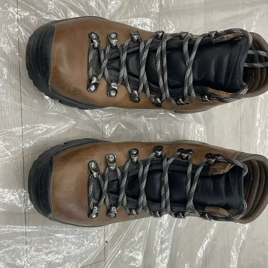 [BUNJANG] Alfonso Hiking and Trekking Boots / 알퐁소 등산 트래킹부츠 수제화 240~245