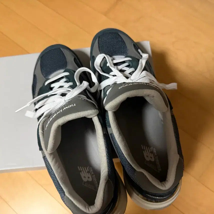 [SOLD OUT] 290) 뉴발란스 992 네이비