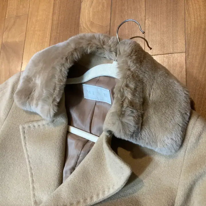 [BUNJANG] Mine Beige Leather Belt Coat / 마인 베이지 가죽벨트 코트(털 탈착가능) 택포7만원