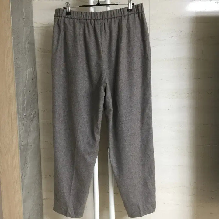 [BUNJANG] ISAE Wool Cashmere Blend Slacks Pants / ISAE 이새 22fw 울캐시미어 슬랙스 팬츠 30