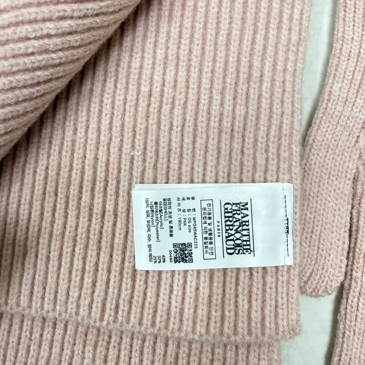 [BUNJANG] Marithe Scarf and Glove Set (Pink/Beige) / 마리떼 목도리/장갑 세트 (핑크/베이지)