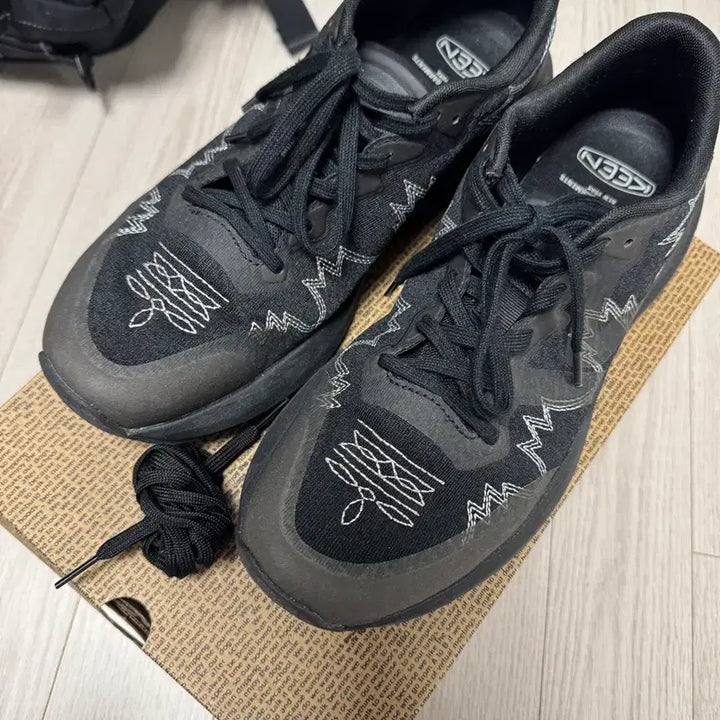 [BUNJANG] Engineered Garments Keen 290 Sneakers / 엔지니어드가먼츠 킨 290