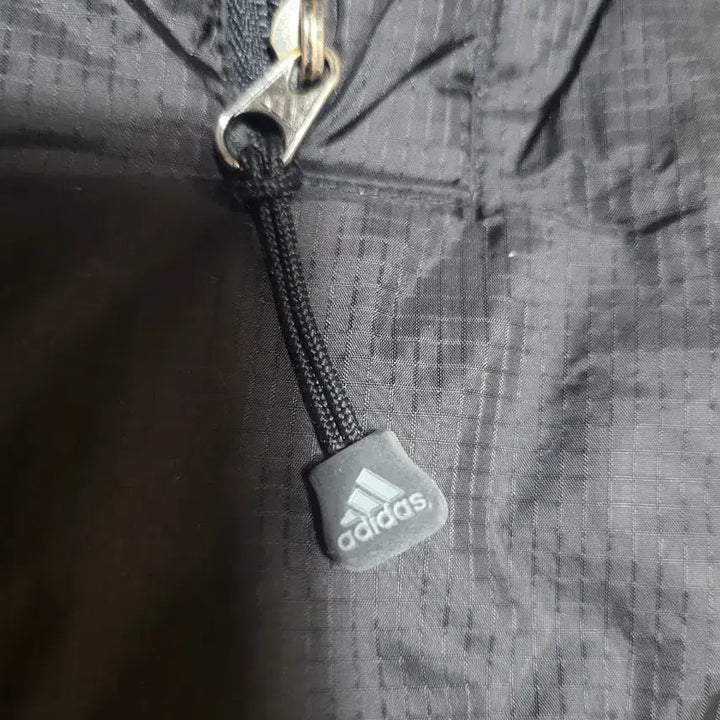 [BUNJANG] Adidas Padded Jacket (Size 95) / 남녀공용 아디다스 패딩점퍼 95사이즈