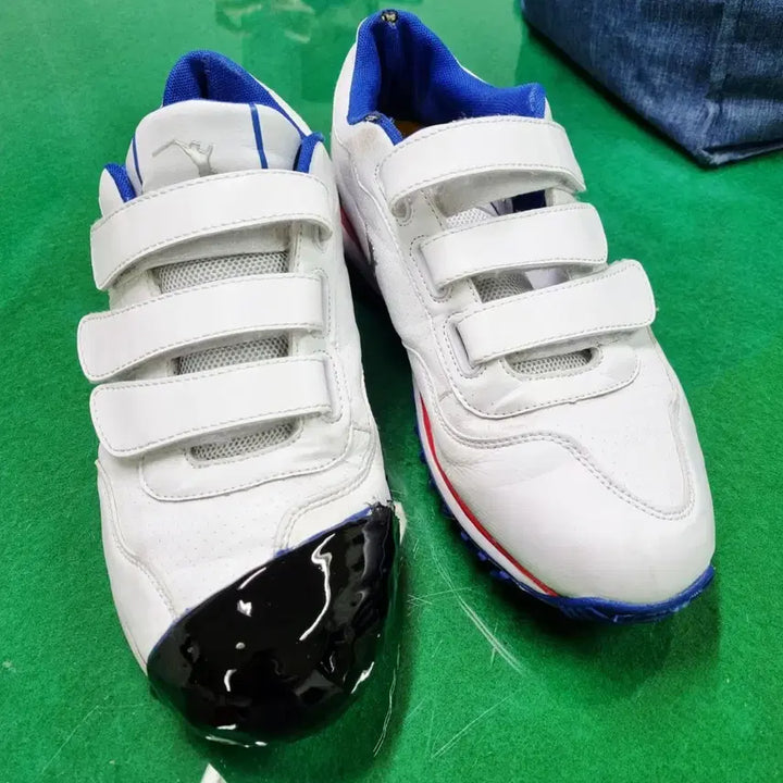 [BUNJANG] BMC Home Run Man Baseball Artificial Turf Shoes / BMC 홈런맨 야구 인조잔디화