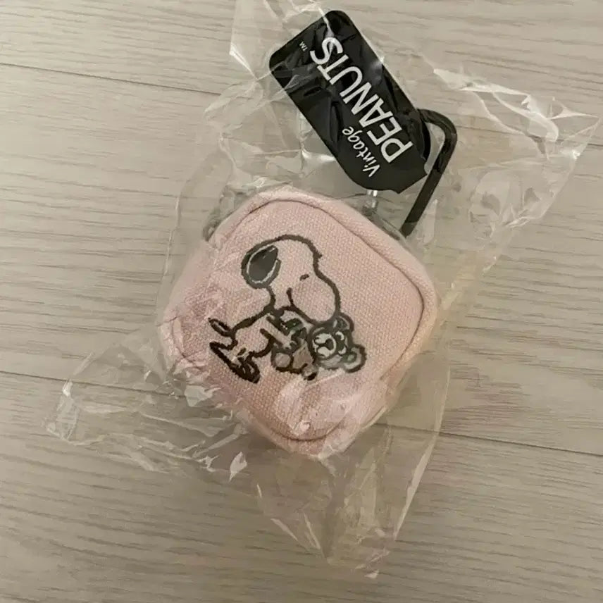 [SOLD OUT] 일본 스누피 정품 미니 카라비너 파우치