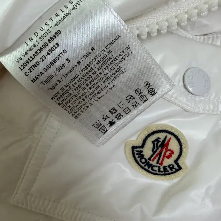 [BUNJANG] Moncler Maya White Jacket / 23fw 몽클레어 마야 3사이즈 풀구성