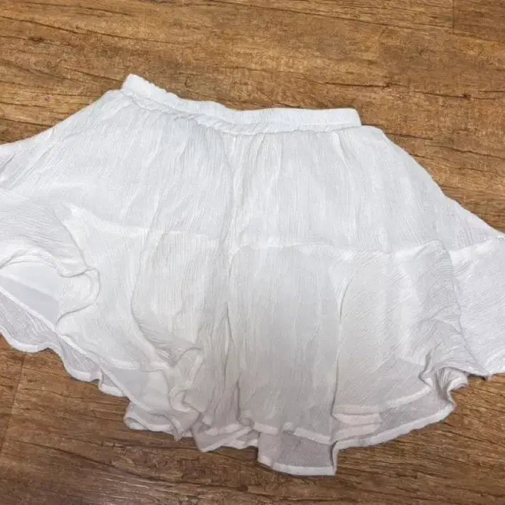 [BUNJANG] White Ruffled Mini Skirt / 화이트 캉캉 미니 스커트 밴딩치마 속바지필요없 치마바지 발레코어룩 여리핏