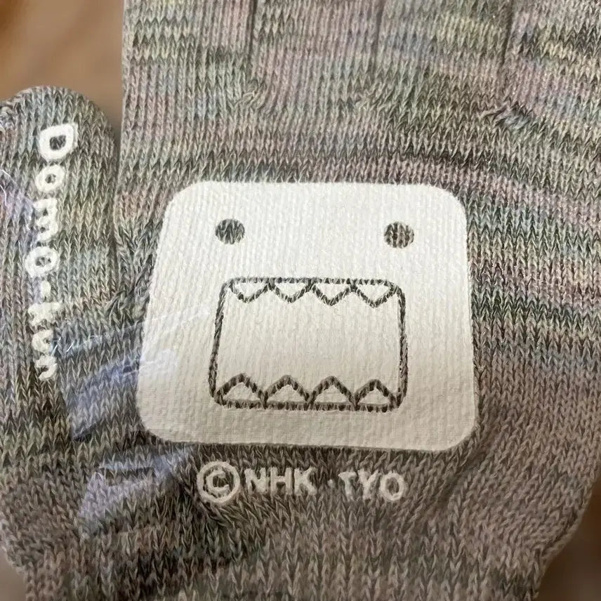 [BUNJANG] Domo Domo Gloves / 어느정도 가격제안 받음)도모군 도모쿤 Domo 장갑 팔아요