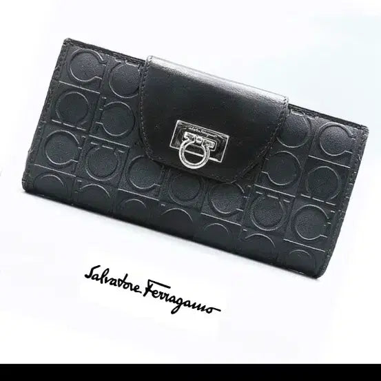 [BUNJANG] Ferragamo Embossed Gancini Leather Long Wallet / 페라가모 핸드폰 수납가능 엠보스드 간치니버클 패턴레더 장지갑